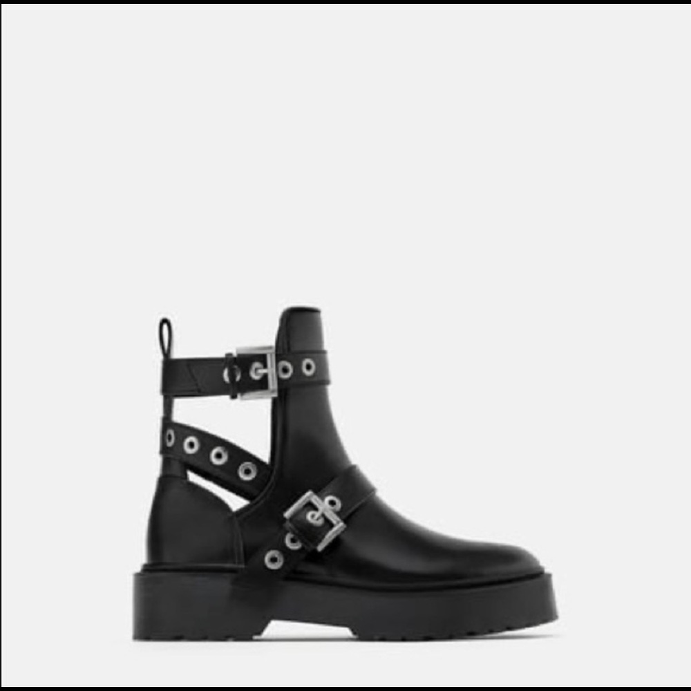 Zara Moto Cutout Ankle boot